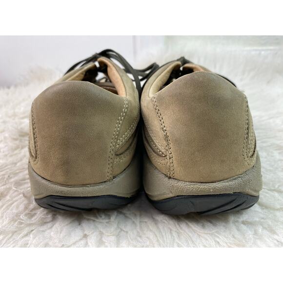 KEEN US 9 EU 39.5 Tan Nubuck Leather Lace Up Hiking Trail Shoes - Picture 6 of 10